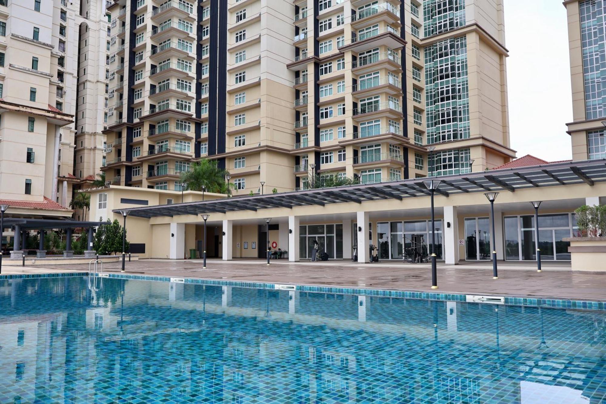 Kuching City Centre Smart Home Luxury Resort Condo Экстерьер фото